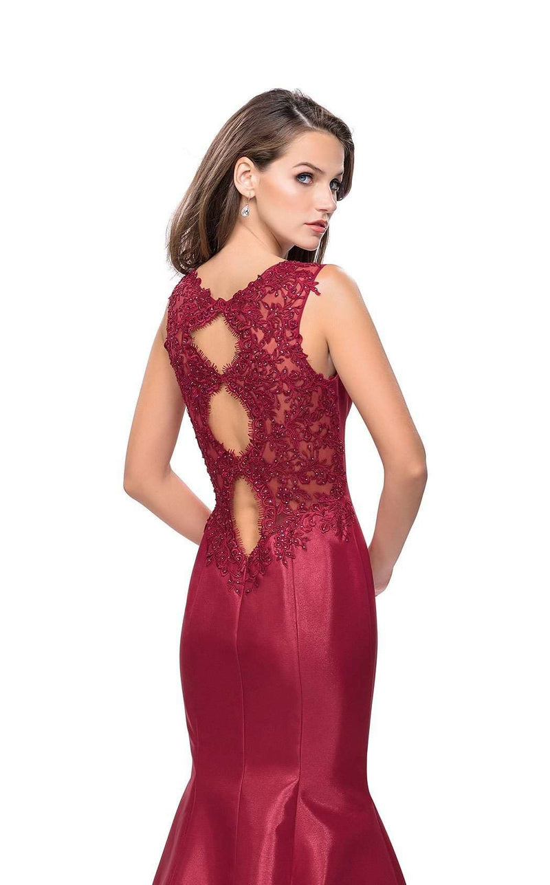 La Femme 25972 Deep Red