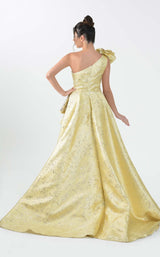 In Couture 5135 Yellow