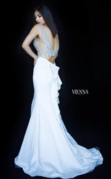 Vienna Prom V8294