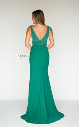 Vienna Prom V8425 Emerald