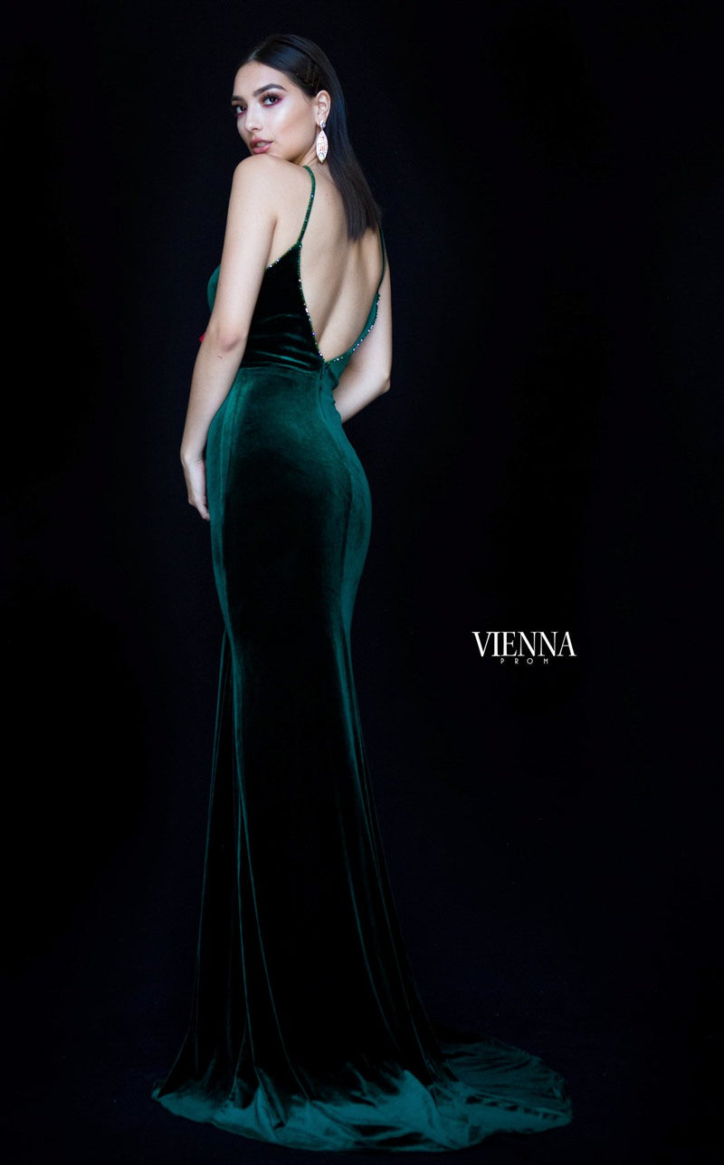 Vienna Prom V8468 Emerald