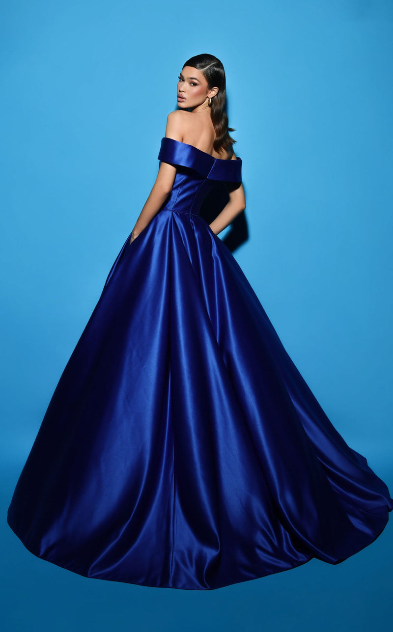 Tarik Ediz 53131 Royal Blue